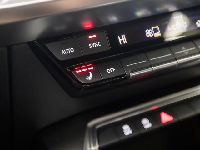 Audi A3 SPORTBACK 30 TFSI S-Line Sport Automaat (2X S-LINE, APPLE CARPLAY, GROOT NAVI, LEDER, ADAPTIVE CRUISE, STOELVERWARMING, SPORTSTOELEN, GETINT GLAS, DAB+, NIEUWE APK, NIEUWSTAAT)