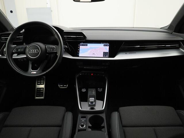 Audi A3 SPORTBACK 40 TFSIe 150kW/204PK S Line · Stoelverwarming · Virtual Cockpit · Keyless · Navigatie