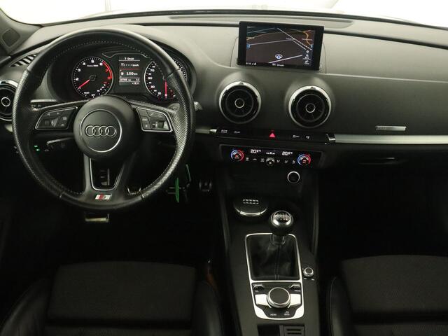Audi A3 SPORTBACK 1.0 TFSI Sport S Line | Carplay | Full LED | Sportstoelen | Half leder | Navigatie | Climate control | Parkeerhulp | Cruise control