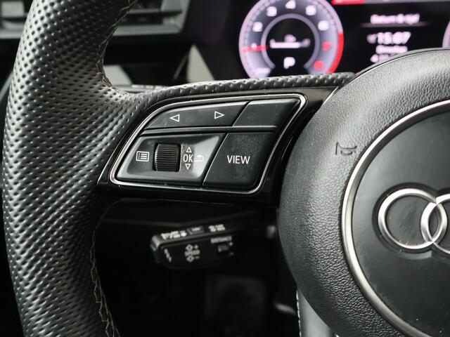 Audi A3 SPORTBACK 35 TFSI S edition | 150 PK | Automaat | S-line | Apple Carplay/Android Auto | Climate control |