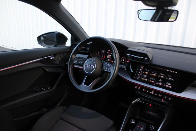 Audi A3 SPORTBACK 30 TFSI Business edition | Incl. 12 maanden garantie | Cruise control | Climate control | Apple carplay/Android auto | Navigatie | DAB radio | Virtual cockpit |