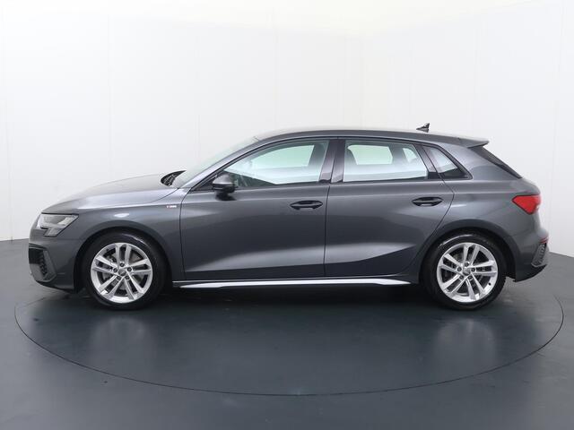 Audi A3 SPORTBACK 35 TFSI S edition | 150 PK | Automaat | Multifunctioneel stuurwiel | Adaptive Cruisecontrol | Stoelverwarming | Afneembare trekhaak |