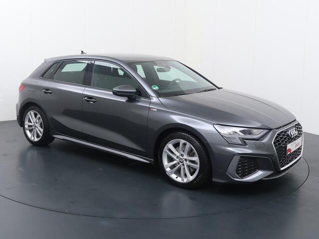 Audi A3 SPORTBACK 35 TFSI S edition | 150 PK | Automaat | Multifunctioneel stuurwiel | Adaptive Cruisecontrol | Stoelverwarming | Afneembare trekhaak |