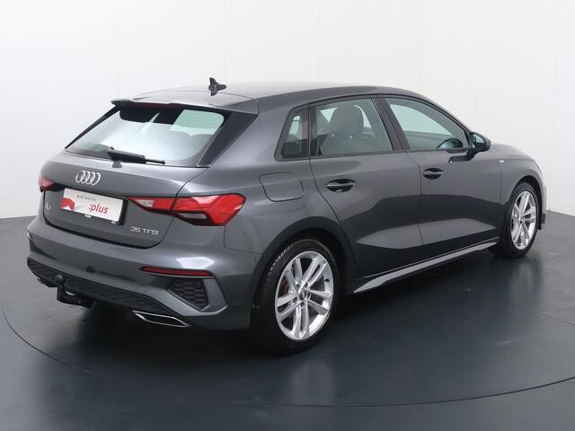Audi A3 SPORTBACK 35 TFSI S edition | 150 PK | Automaat | Multifunctioneel stuurwiel | Adaptive Cruisecontrol | Stoelverwarming | Afneembare trekhaak |