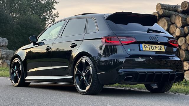 Audi A3 SPORTBACK 2.5 TFSI RS3 - Hybride turbo