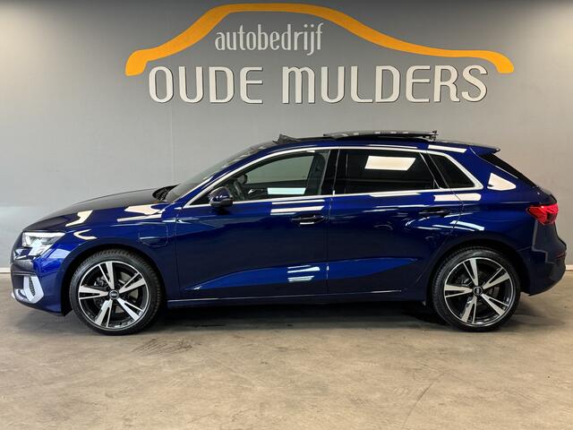 Audi A3 SPORTBACK 40 TFSI Panoramadak/Camera/Stoelverwarming