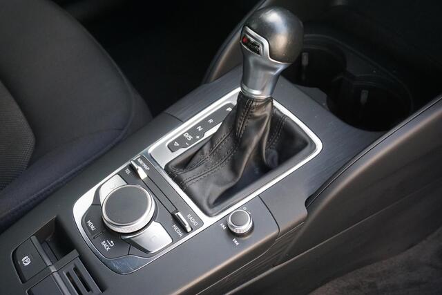 Audi A3 SPORTBACK 35 TFSI 150PK CoD Xenon/Navi/Automaat/1e Eigenaar/ Goed onderhouden!