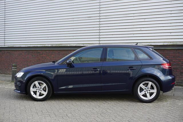 Audi A3 SPORTBACK 35 TFSI 150PK CoD Xenon/Navi/Automaat/1e Eigenaar/ Goed onderhouden!