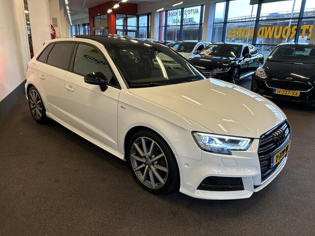 Audi A3 SPORTBACK 1.5 TFSI CoD Sport 3X S-Line Edition | Automaat | Panoramadak | Digital dashboard | Adaptieve cruise control | Automatisch inparkeren | Elek. verstelbare stoelen | Apple carplay | Adaptief onderstel | Achteruitrijcamera | Voorverwarming | Lederen/Alcantar