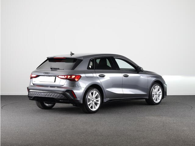 Audi A3 SPORTBACK 40 TFSI e S edition 204pk | Verlengde garantie | Parkeercamera | Adaptieve cruise controle | Optiek pakket zwart Plus | Extra getint glas