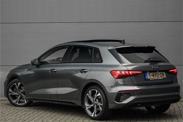Audi A3 SPORTBACK 30 TFSI S Edition Pano ACC Zwart Optiek Trekhaak