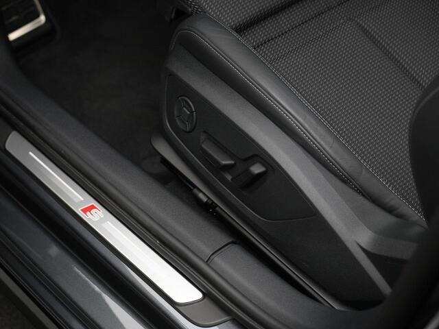 Audi A3 SPORTBACK 45 TFSI e 272 pk S-tronic S edition Competition / S-Line | Panoramadak | Sonos | Matrix LED | Achteruitrijcamera | Stoelverwarming