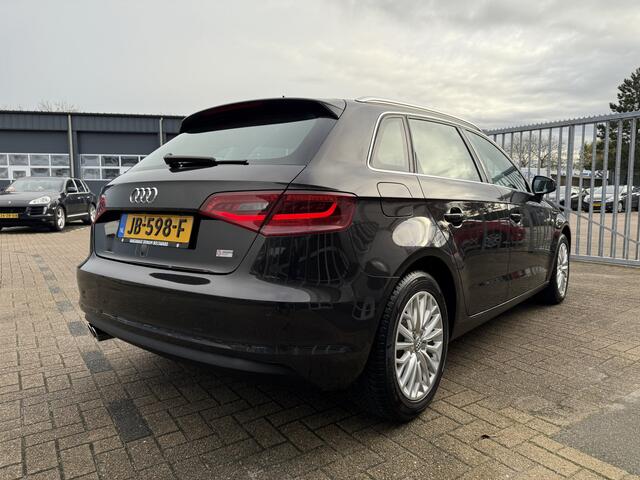 Audi A3 SPORTBACK 1.4 TFSI Ambiente Pro Line plus Automaat..!! Half leer, Climate contr, Navigatie, etc..
