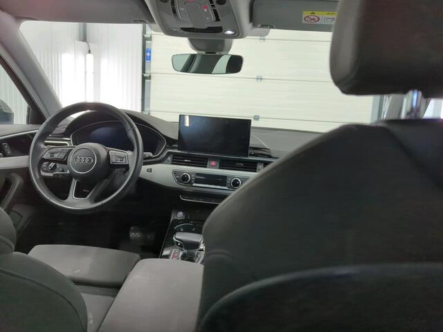 Audi A4 Avant 35 TFSI Launch edition Business TREKHAAK 1e EIG AUTOMAAT