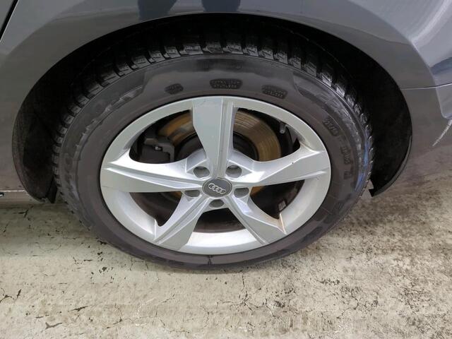 Audi A4 Avant 35 TFSI Launch edition Business TREKHAAK 1e EIG AUTOMAAT