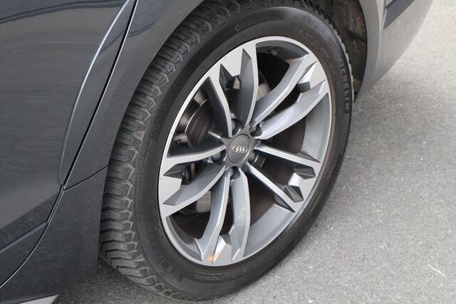 Audi A4 Avant 45 TFSI quattro S edition ADAPTIVE CRUISE | DRIVE SELECT | STOELVERWARMING | ELEKTRISCHE ACHTERKLEP | ACHTERUITRIJCAMERA