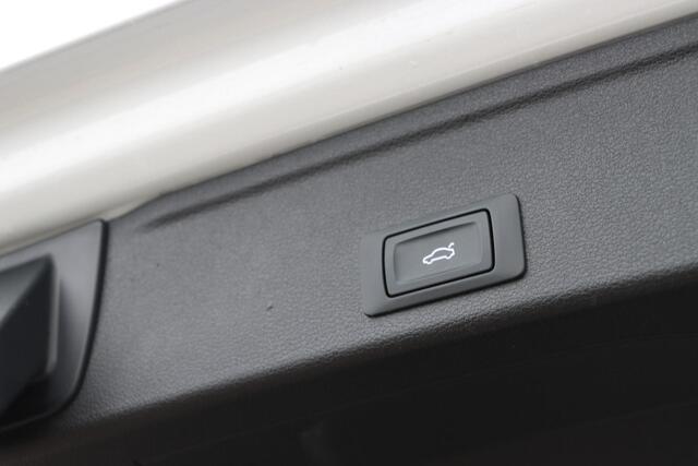 Audi A4 Avant 35 TFSI 150pk S tronic S Edition Competition