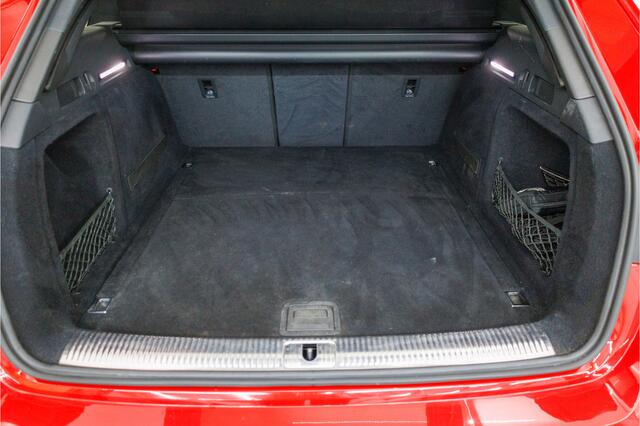 Audi A4 Avant 35 TFSI 3X S-Line 150 PK | NL auto | Black optic | Panoramadak | 1/2 Leer | Virtual dashboard, Adaptive Cruise