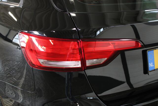 Audi A4 Avant 1.4 TFSI Sport S line black edition | Incl. 12 maanden garantie | Cruise control | Climate control | Stoelverwarming | Navigatie | Bluetooth | Elektrische kofferbakklep |