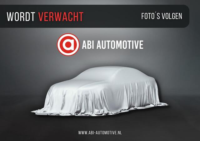 Audi A4 Avant 40 TFSI 204 pk S-Edition / Pano-Dak/ Adap.Cruise/ Sport-Stoelen/ Stoel.Verw/ Matrix-Led/ Virtual/ Black-Optiek/ Trekhaak/ 19'' LMV