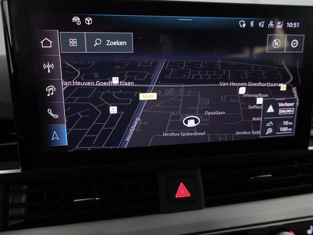 Audi A4 Avant 35 TFSI S edition Competition 150 pk S-tronic | Verlengde garantie | Navigatie | Parkeersensoren | LED koplampen | Stoelverwarming | S-Line |