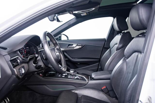 Audi A4 Avant 3.0 TFSI S4 quattro Pro Line Plus Trekhaak - Panoramadak - Comfort sportstoelen - Assistentiepakket City/Tour - stoelverwaming voor/achter - MMI navigatie plus - Multifunctioneel stuur plus - Bang & Olufsen -