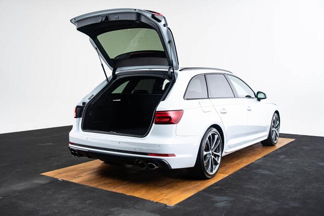 Audi A4 Avant 3.0 TFSI S4 quattro Pro Line Plus Trekhaak - Panoramadak - Comfort sportstoelen - Assistentiepakket City/Tour - stoelverwaming voor/achter - MMI navigatie plus - Multifunctioneel stuur plus - Bang & Olufsen -