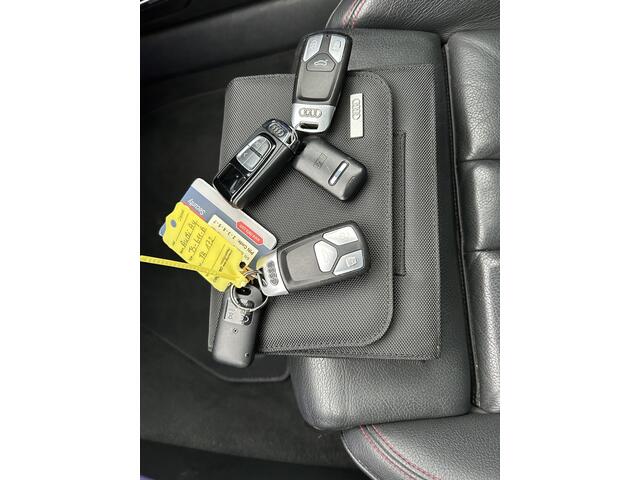 Audi A4 Avant 2.0 TFSI MHEV Sport S line black edition Bom vol ! en in nieuwstaat