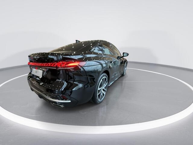 Audi A5 Limousine edition one 35 TFSI 150 pk · Tech pakket plus · Leder · Panoramadak