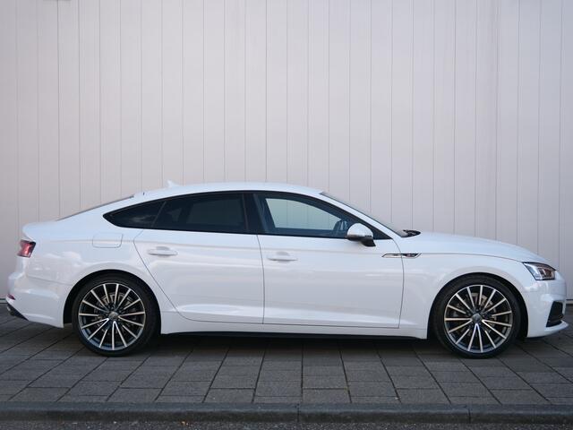 Audi A5 Sportback 35 TFSI 150pk Sport S-line Black edition Automaat Navigatie / 19 inch / Virtual cockpit