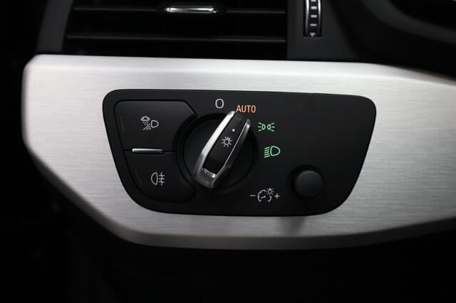 Audi A5 35 TFSI Sport S Line Automaat | Panoramadak | Matrix | Navigatie