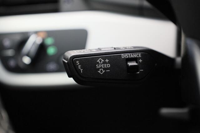 Audi A5 Sportback 40 TFSI/204PK S Line · Leder · Camera · Apple/Android · Adaptive Cruise Control