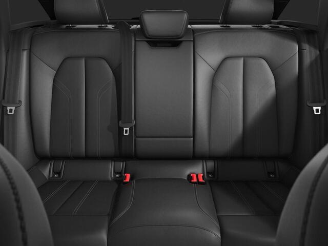 Audi A5 Avant S edition e-hybrid 220 kW / 299 PK Avant 7 versn. | Techniekpakket plus | Stoelen voor elektrisch | Ledere bekleding | Ambiente lichtpakket pro |