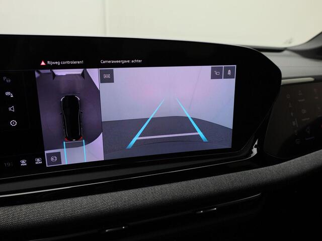 Audi A5 Limousine S edition 2.0 TFSI e 299 PK · Exterieurpakket zwart · Privacy glas · Tech pakket · 20" LM velgen brons