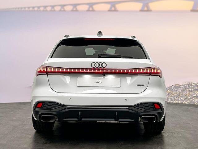 Audi A5 Avant S edition e-hybrid 220 kW / 299 PK Avant 7 versn.