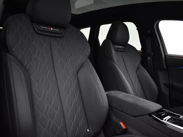 Audi A6 e-tron Avant S Edition e-tron 367 PK 100kWh · Panorama glasdak · Privacy glas · 21"LM Velgen · Remzadels rood