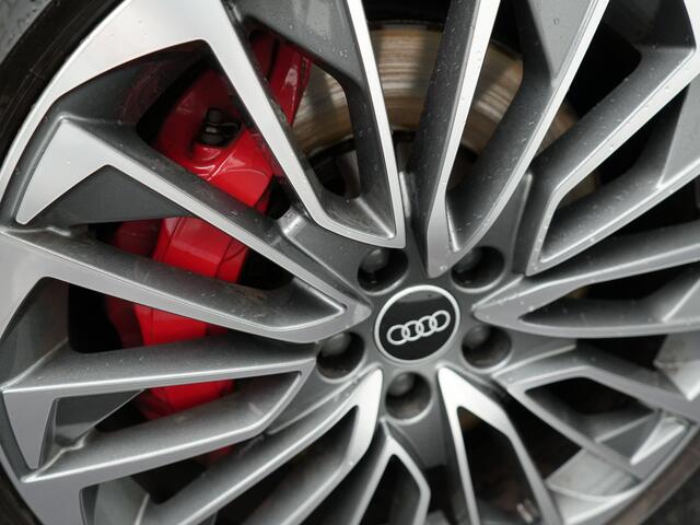 Audi A6 Avant 55 TFSI e Quattro S Line Plug In Hybrid 367pk PHEV | Panodak | Adaptive Cruise | Virtual | 19"L.M | Sportstoelen Verwarmd | 19"L.M | Camera | Parkeerassistent |