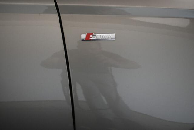 Audi A6 Limousine 1.8 TFSI ultra Premium S Line Pano Vol Leder EL aKlep Zwarte hemel Mem Seats Navi