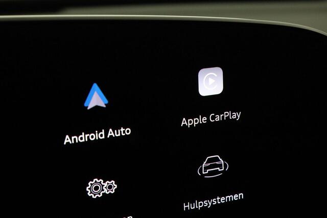 Audi A6 Limousine e-hybrid quattro 299 PK Edition one | Edition one | Tech Plus | Elektrisch instelbare voorstoelen