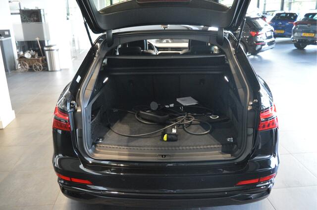 Audi A6 Avant 50 TFSI e quattro 3X S-LINE Black pano head up B&O !!