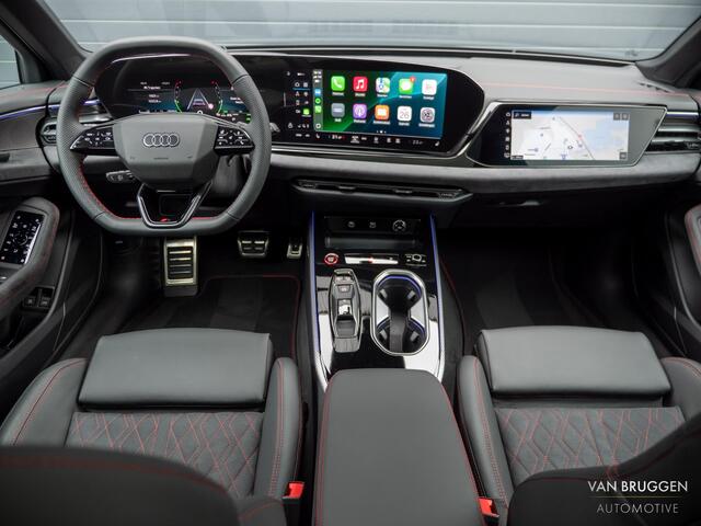 Audi A6 Avant 2.0 e-hybrid quattro S Pano Trekhaak Luchtv Coating Softclose 4-Wiel