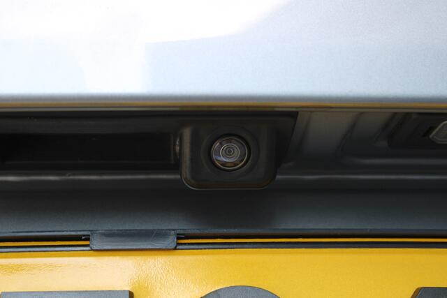 Audi A6 Avant 1.8 TFSI ultra Adrenalin Sport | S-line | Pop-up display | Adaptive cruise | Clima | Sportstoelen | Xenon | LED achterlicht | Achteruitrijcamera | Dodehoek detectie |