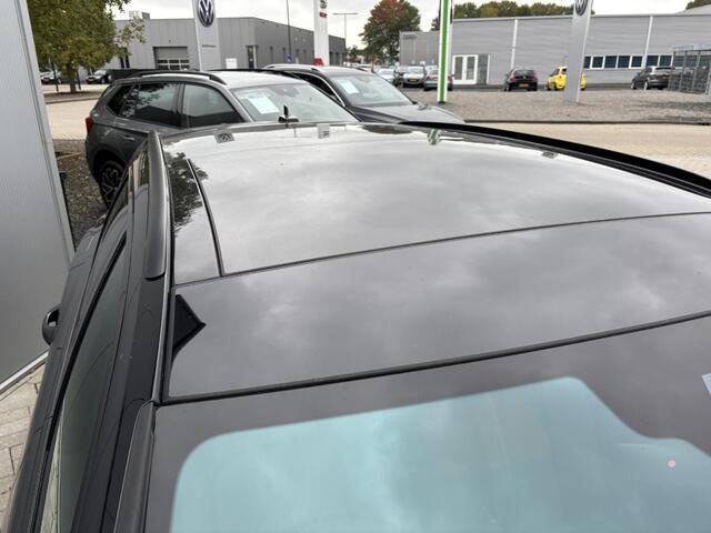 Audi A6 Avant 55 TFSi e 367 Pk quattro S-Line Competition Automaat | 360° Camera | Trekhaak | Panoramadak | Carplay | Full LED | Head Up | Stoel Verwarming | 21 Inch | 15.354 Km!!