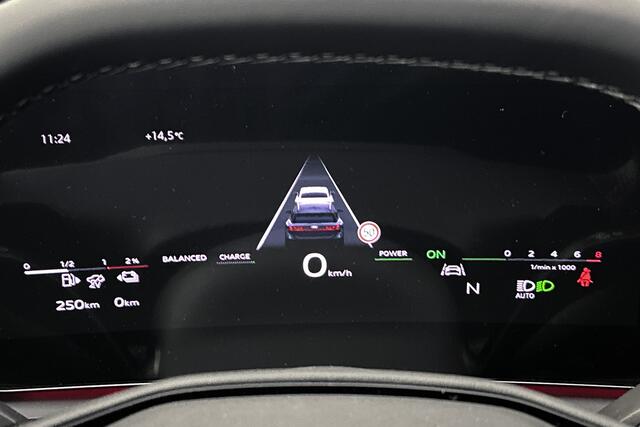 Audi A6 Avant e-Hybrid Quattro S-line | Panoramadak | Trekhaak | B&O | Matrix led | 360 camera | 5 jaar garantie | Trekhaak | Digitaal display