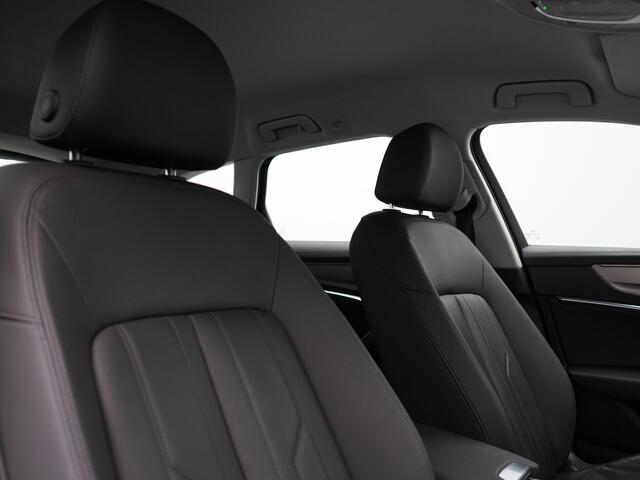 Audi A6 Avant 50 TFSI e quattro Advanced edition Plug In Hybrid 300pk Dealer O.H. PHEV | Trekhaak Af Fabriek | Adaptive Cruise | Camera | Lederen Sportstoelen Verwarmd | Apple Carplay | Blis | Keyless | Virtual | Navigatie | DAB |