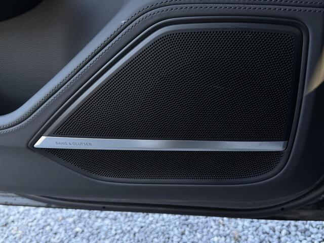 Audi A8 60 TFSIe Hybrid Quattro Pro Line Plus (full options)