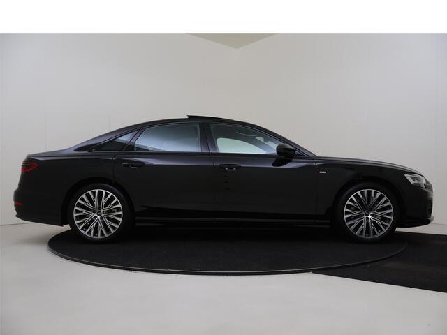 Audi A8 60 TFSI e quattro | Panoramadak | Luchtvering | Bang & Olufsen | 360 camera | 4-zone airco inclusief stoelverwarming achter | Head-up display | Stoelventilatie voor inclusief massagefunctie | Servosluiting portieren | LED matrix verlichting |