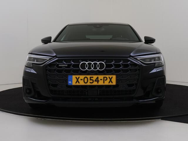 Audi A8 60 TFSI e quattro | Panoramadak | Luchtvering | Bang & Olufsen | 360 camera | 4-zone airco inclusief stoelverwarming achter | Head-up display | Stoelventilatie voor inclusief massagefunctie | Servosluiting portieren | LED matrix verlichting |