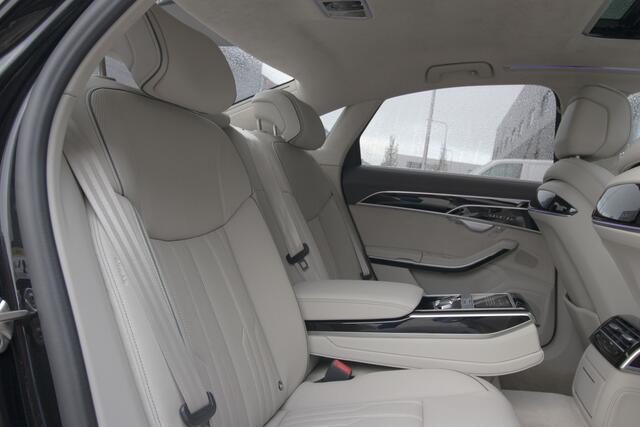 Audi A8 60 TFSI e Quattro Pro Line Plus | PHEV | Pano | Luchtvering | B&O | Matrix Laser LED | Alcantara Hemel | Leder Uitgebreid | Tour | Piano Lak | Sfeer | 3D 360 View | HUD | Dealer Onderhouden | Garantie