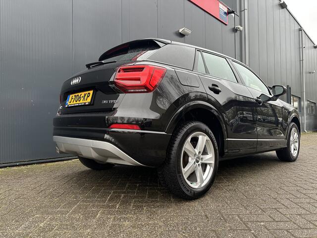 Audi Q2 35 TFSI epic | Navigatie | Cruise control